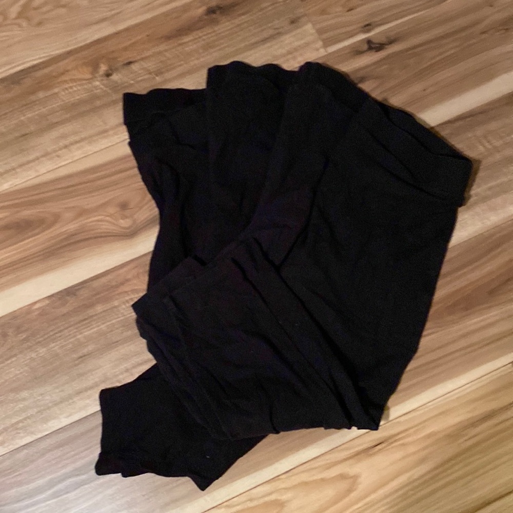 4 pair of torrid crop leggings
